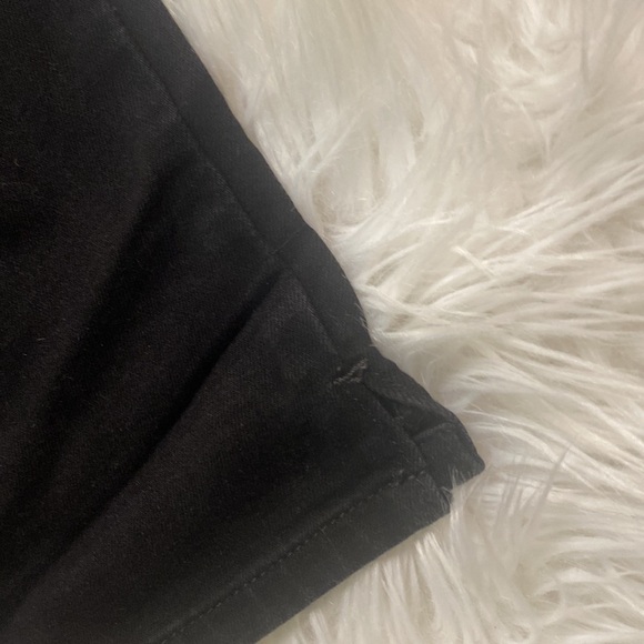 NYDJ Skinny Ankle Pull-On Jeans
With Sideseam Slit, Size 6 petite - Picture 2 of 8